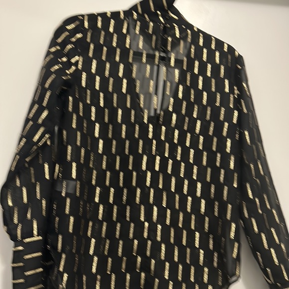 Trouve black & gold blouse in size small - Picture 4 of 4